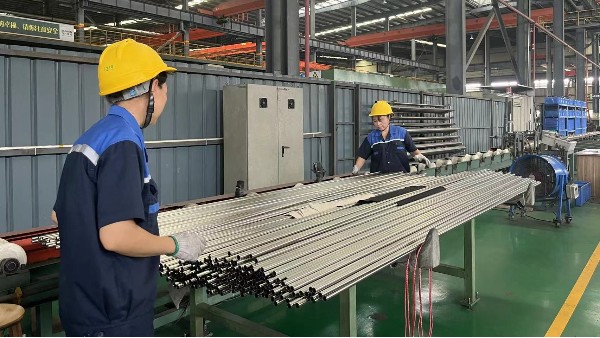 新能源電池行業(yè)不銹鋼管選擇！